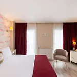 Hotel Mr. Bird