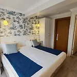 Hotel Mr. Bird 3*